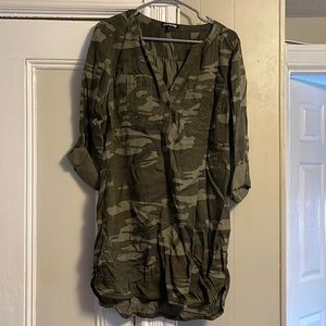 Express women’s camo above-knee length dress size M
